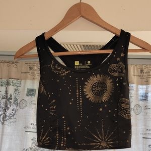 Black and Gold Sports crop